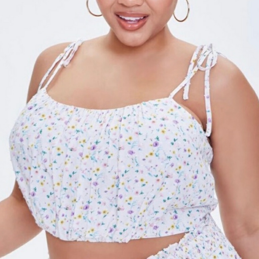 Plus Size Floral Tie-Strap Cropped Cami NWT